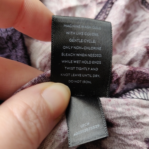 Simply Vera Vera Wang Purple Floral Tie-dye T-Shirt Small - Picture 9 of 9